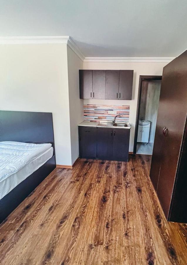 Apartaments Tsaghkadzor Hrazdan Exterior photo